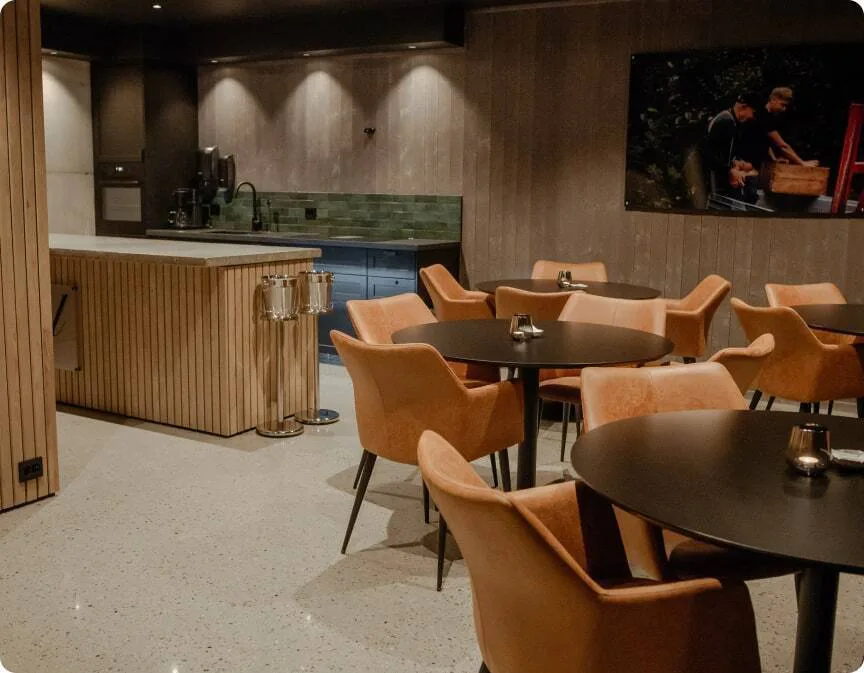Apal Stova seating